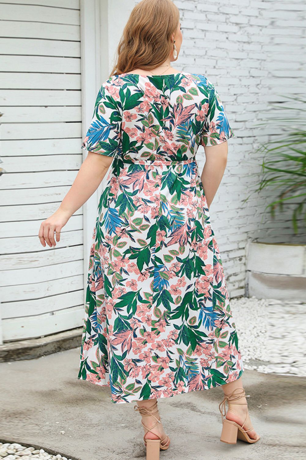 Plus Size Floral Short Sleeve Round Neck Dress